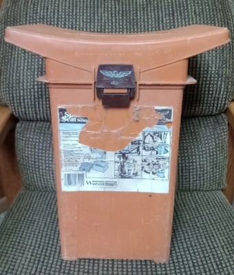 Vintage Fenwick Woodstream Sport Seat 9050 Fishing Tackle Box Bait Cooler 