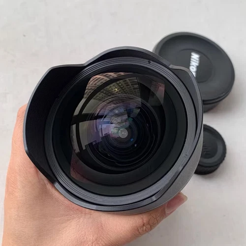 Nikon AF-S Nikkor 14-24mm f/2.8G N ED IF Wide Angle Zoom Lens - Used - Picture 5 of 5