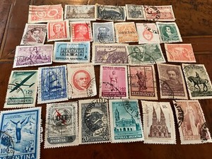 30 USED STAMPS FROM ARGENTINA