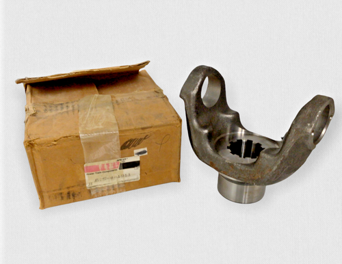 NOS GENUINE DANA SPICER 6.5-4-1911 END YOKE 1810 SERIES - Picture 2 of 2