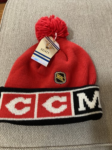Ottawa Senators NHL Toboggan BEANIE knit cap pom /cuff beanie New CCM - Picture 3 of 6