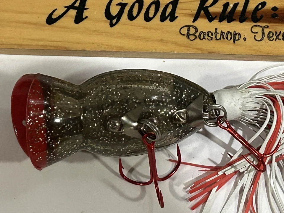 Isca de pesca rara FRED ARBOGAST hula popper 5/8 oz cor resistente CAIXA DE EQUIPAMENTO ENCONTRAR - Imagem 3 de 4