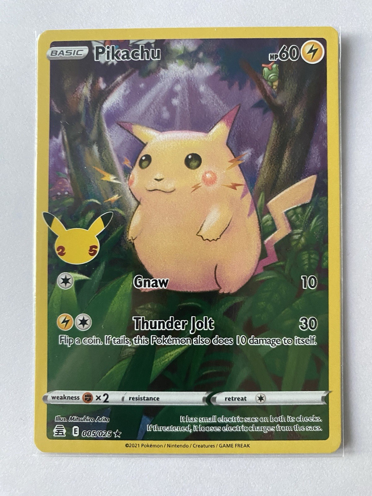 Pikachu 005/025 - Rare Holo - Celebrations 25th - Pokemon Card - NM - 1¢ start!