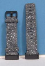 Armband für Fitbit Charge 4   grau mit kl. weißen Punkten   Original   NEU