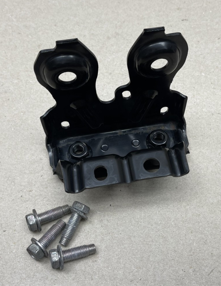 06-24 Lexus IS250 IS350 ISC STABILIZER BAR BRACKET LEFT OR RIGHT OEM 48809-30130