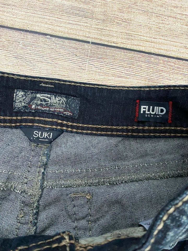 Pantalones Cortos Vaqueros Plateados Talla 29 Vaqueros Líquidos Bordados Lavado Oscuro G63 Foto 3 de 4