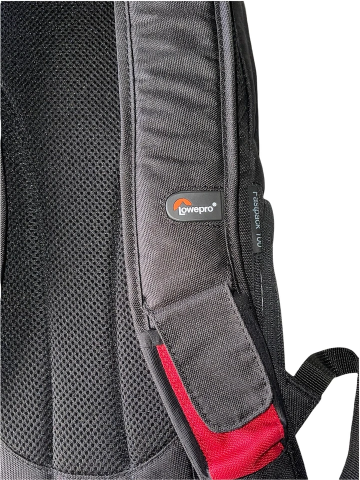 Lowepro Fastpack 100 Black and Red Camera Backpack Bag - Image 4 of 4