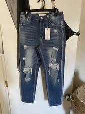 Mixed haul of woman bulk clothing for reselling 200 value