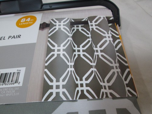 ID Intelligent Design COMO Thermal Window Panel Pair 84x84 Grey/White NEW - Picture 6 of 7