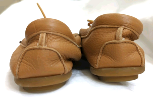 Mocasines Minnetonka Piel de ciervo Gatito Estilo 62 Mujer Color Moca Talla 9 - Imagen 7 de 8