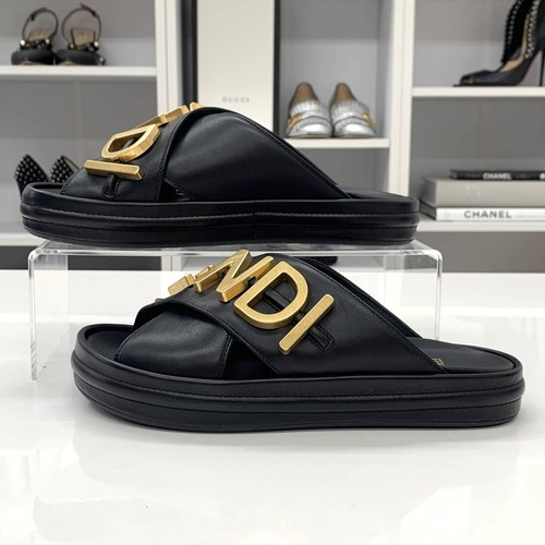 7353 Fendi Leather Metal Logo Flat Sandals Black - Picture 3 of 9