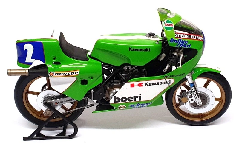 Minichamps 1/12 Scale 122 814002 - Kawasaki KR350 A. Mang W/Champion GP 350 1981 - image 3 of 4