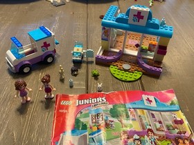 2 Lego Junior Sets - 10684 - Supermarket Suitcase - 10728 - Mia's Vet Clinic