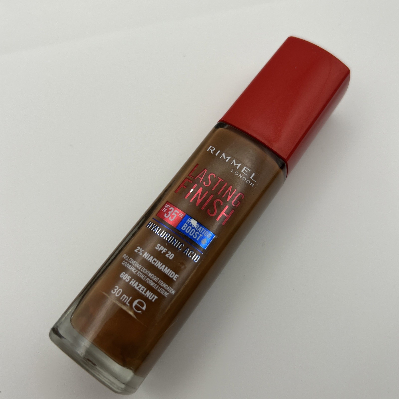 Rimmel Lasting Finish 35Hr Foundation 605 Hazelnut, Full Coverage, Hydrating, Spf20, Hyaluronic Acid, Vitamin E, 2% Niacinamide, All Day Wear, Vegan - Image 2