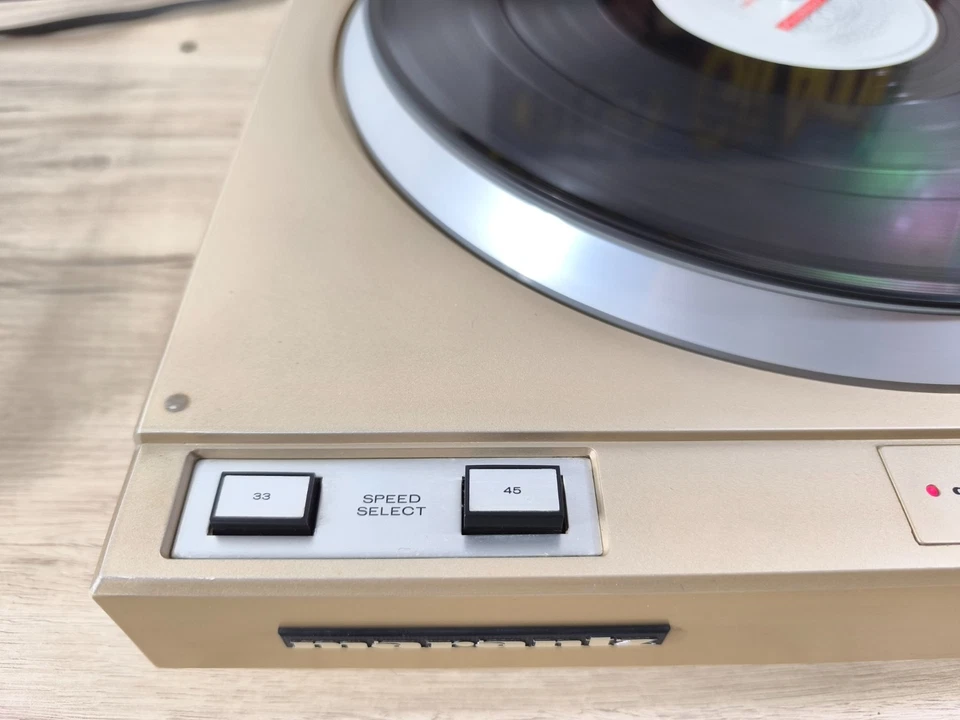 MARANTZ TT-4000 PIATTO GIRADISCHI DIRECT DRIVE STEREO TURNTABLE AUDIOTECHNICA - Imagen 4 de 4