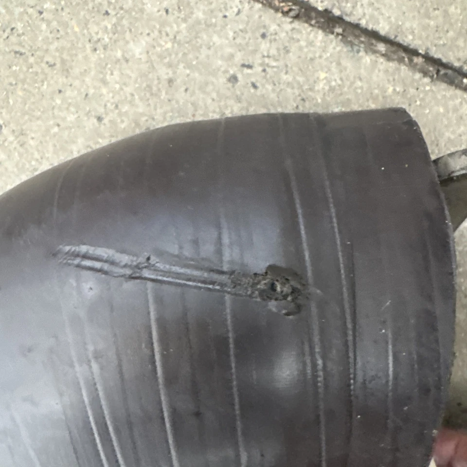 99-01 道奇 Ram 2500 3500 5.9 Dsl LF 涡轮增压器 中冷器 管靴夹 — 第 2/3 张图片