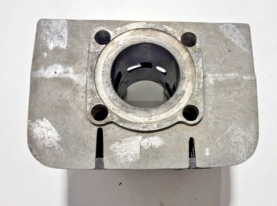 Jarra cilindro izquierdo Yamaha RD250 RD 250 1973-1975 Foto 3 de 4