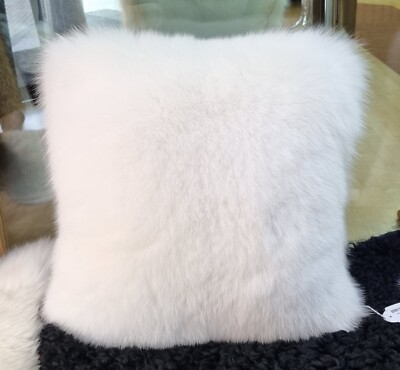 NEU ! SAGA Blue Shadow Fox KISSEN ECHT PELZ FELLKISSEN FELL REAL FUR Naturfell