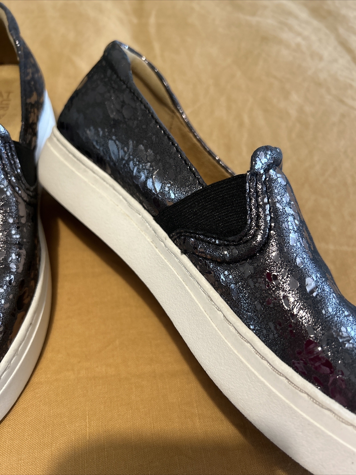 ZIERA Natural Size 40 Slip On Sneakers eBay