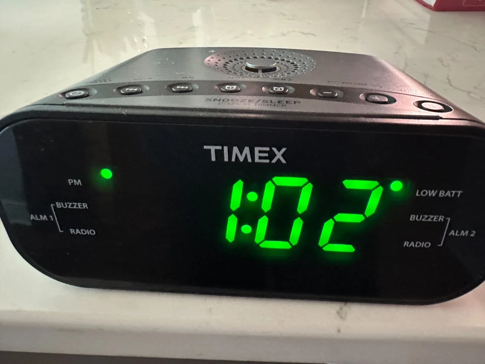 TIMEX AM/FM Dual Alarm Clock Radio T231-A-B With Great Features Tested & Working - Image 2 of 4