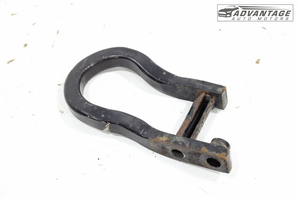 Chevrolet Silverado 1500 LD 2019 gancho de remolque delantero izquierdo lado del conductor OEM Foto 4 de 4