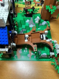 LEGO 6079 Dark Forest Fortress Castle Dark Forest 1996 without Box 