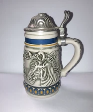 Vintage 1992 Avon Endangered Species Mountain Zebra Beer stein - 5.5 in. H