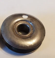 Wheeler & Wilson treadle sewing machine D9 bobbin  (Loc R55ANX s6)