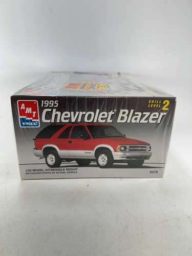 Chevrolet Blazer 1995 kit modelo 1/25 vehículo #8978 AMT Ertl - Imagen 6 de 10