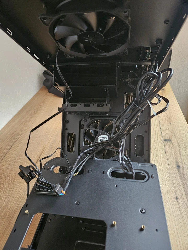 Chieftec CI-01B-OP Mini-Tower Computer-Gehäuse - Schwarz - inkl. Lüfter - Bild 4 von 4