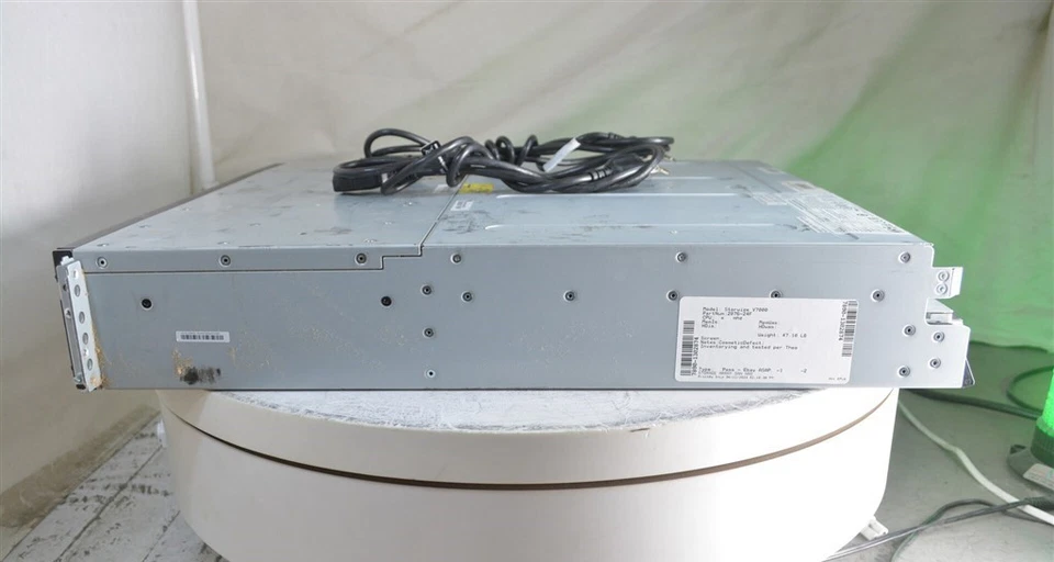 IBM Storwize V7000 2076-24F 12Gb Expansion Enclosure 24-Slot SEE NOTES - Image 3 of 4