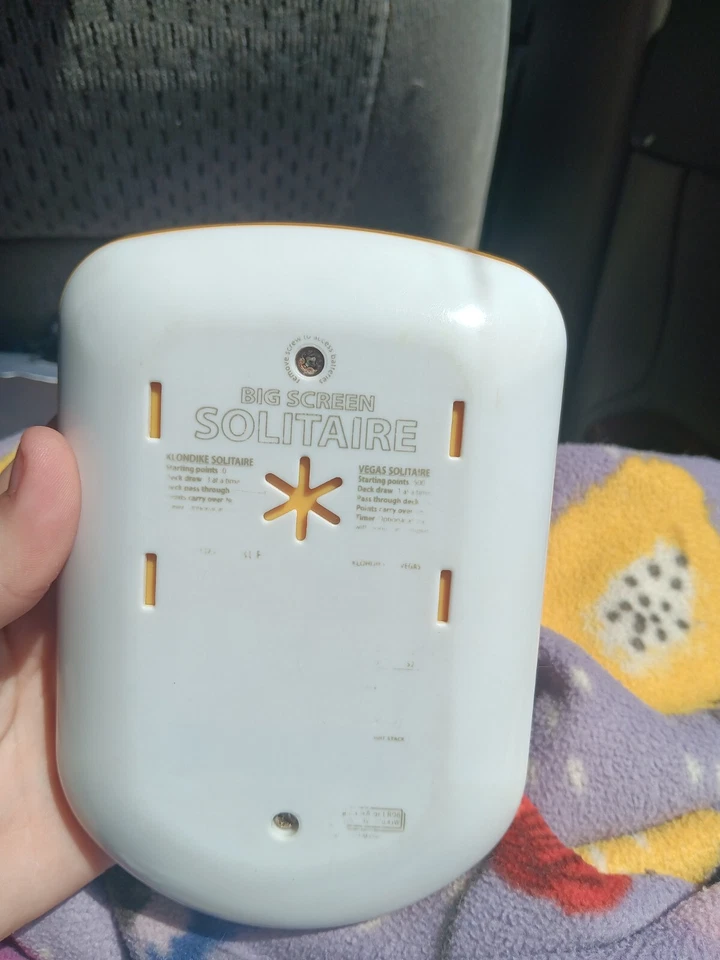 Mattel Big Screen Solitaire Handheld Electronic Game - N0496 - Image 2 of 2