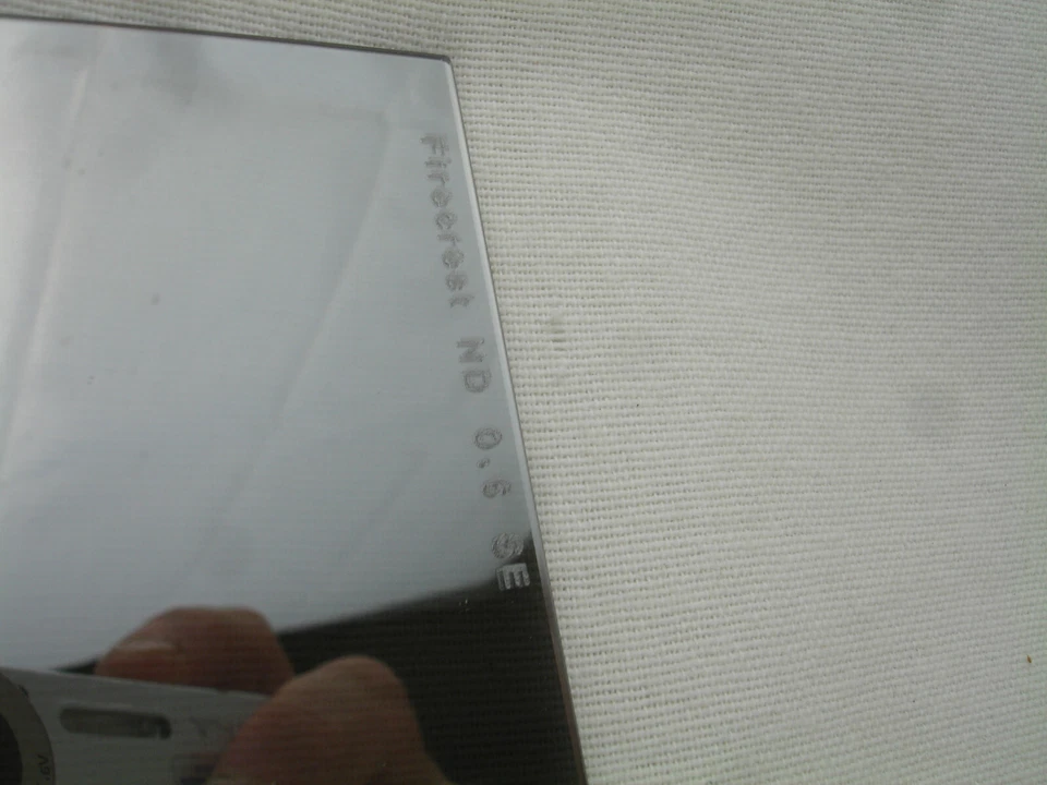 Formatt Hitech 100 x 150mm Firecrest Ultra Soft Edge Graduated ND 0.6 Filter - Image 2 of 4