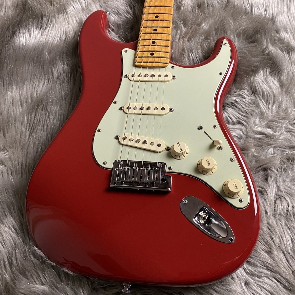 FENDER USA CustomShop Custom Deluxeストラト Fender Custom Shop Custom Deluxe Top Bound Slab Body