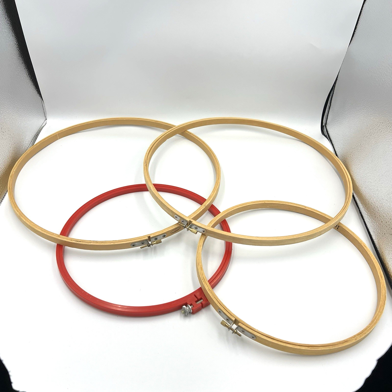 Hoops 2-10" 2-14" 3 Wooden 1-plastic Sewing/crafting Tools