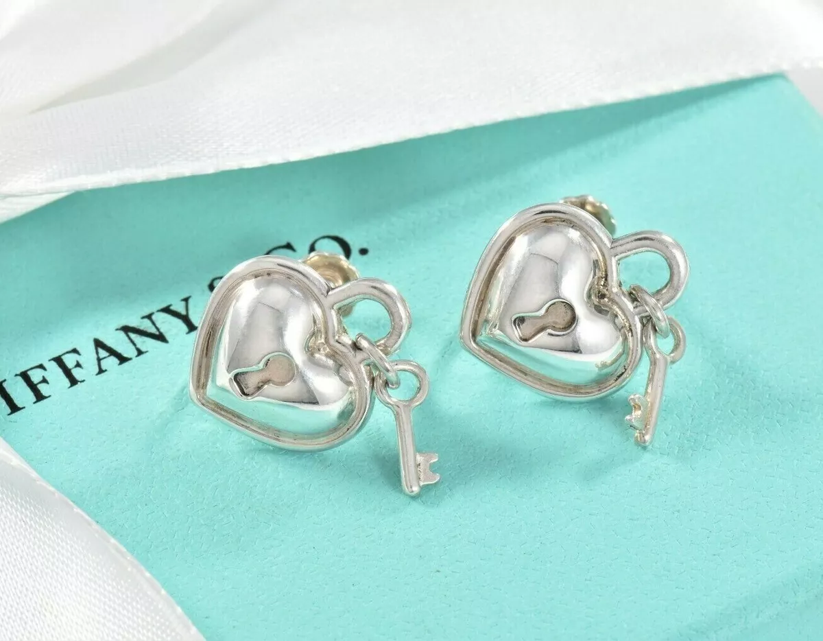 Heart Lock & Key Stud Earrings – Stakora