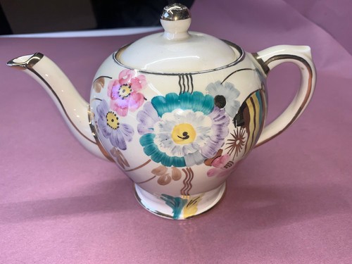 VINTAGE Toronto Canada Tea Pot w/ Lid Made in England Pitcher 6" Flower Gold