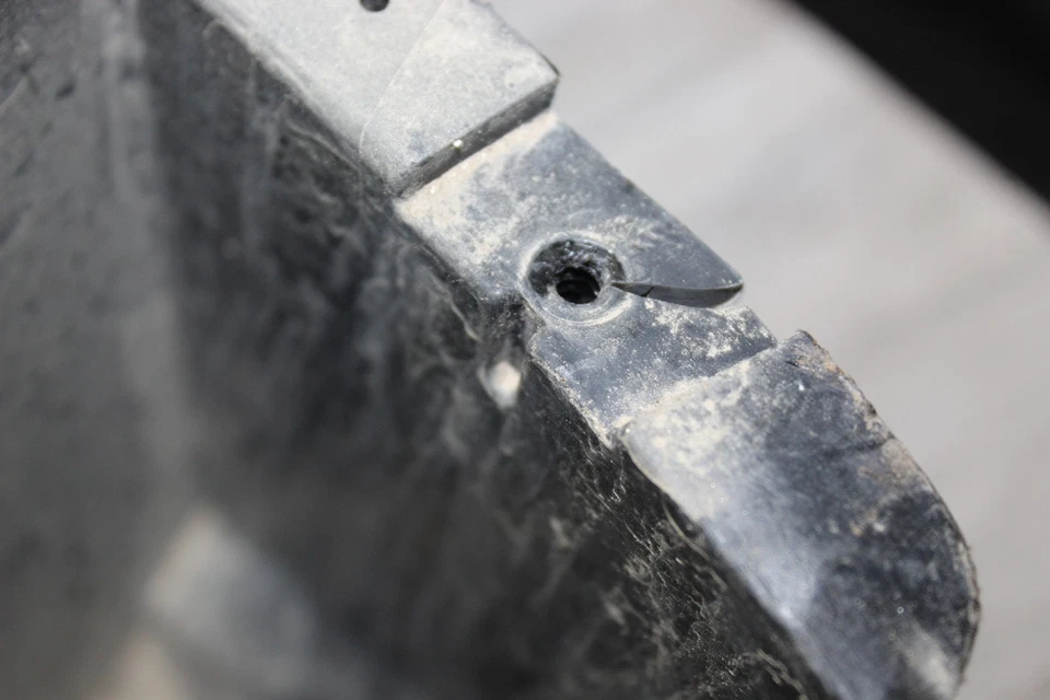 Cubierta de cono de nariz para vientre frontal Polaris Rmk 600 700 800 900 IQ RMK Dragon DAÑO Foto 4 de 4