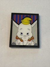 Prendedor caja misteriosa retrato arte pop Loungefly Disney Dumbo D5
