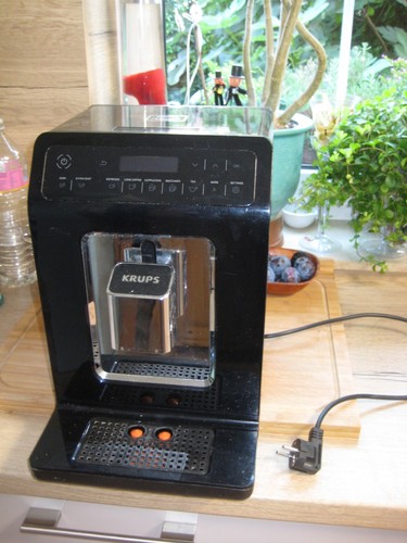 Krups Quattro EA89 Kaffeevollautomat Kaffeemaschine Ersatzteil Bastler DEFEKT