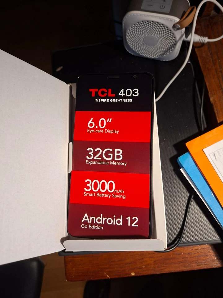 SMARTPHONE/TELEFONINO/CELLULARE TCL 403 - 32GB - PRIME BLACK -  - Immagine 2 di 4