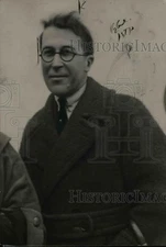 1921 Press Photo Mr. William Simms Is Ready To Sail For The Orient And Russia