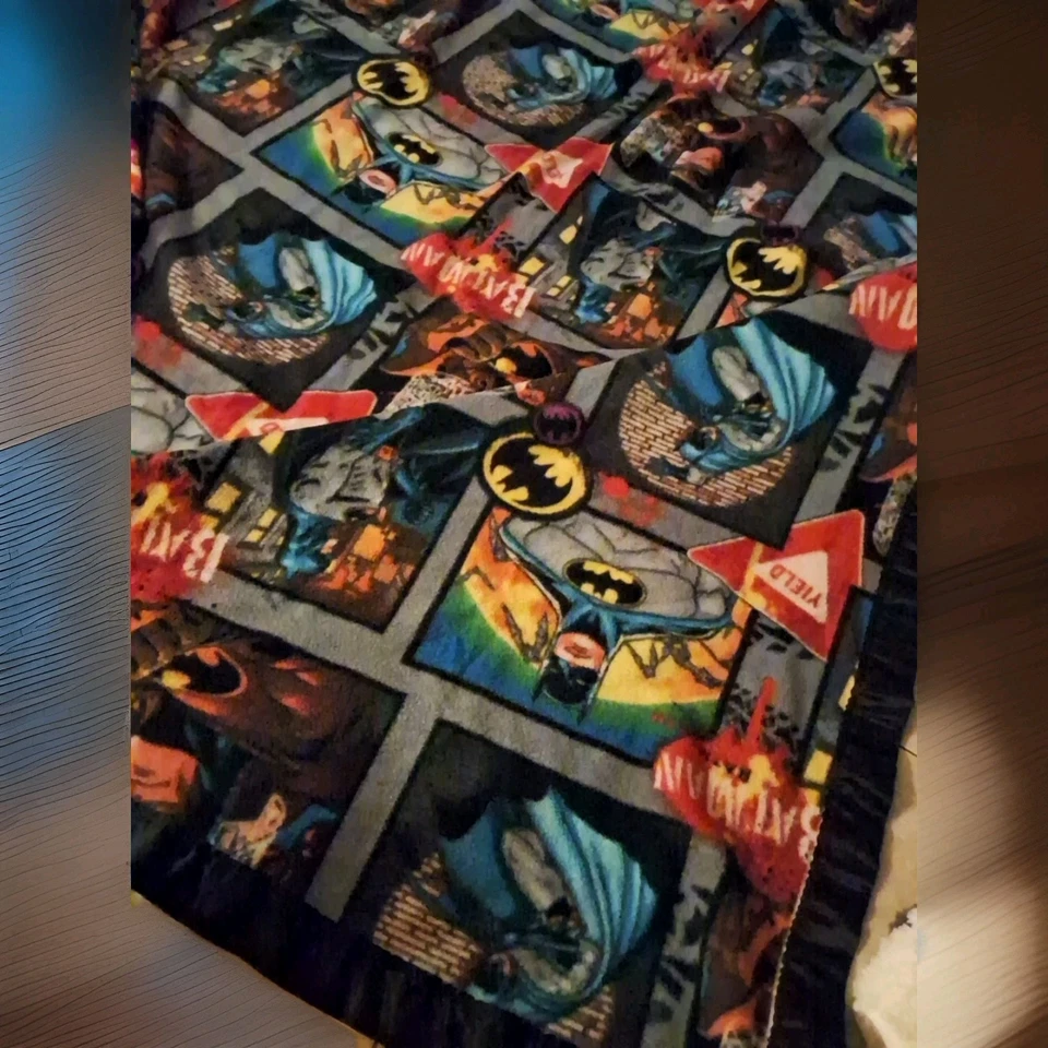 Batman Super Hero DC Comic Soft 2- Side Print Fleece Silk Lining Blanket 60"X72" - Image 3 of 4