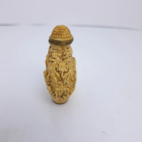 中国广泛细节白色 CINNABAR SNUFF 瓶。 2.5" - 第 4 张/共 7 张