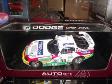 Auto Art 1/18 dodge viper GTSR #55 NIB