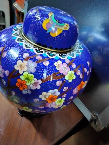 Potiche cloisonnè sfondo blu decoro fiori mandorlo farfalla arte orientale - Foto 4 di 4
