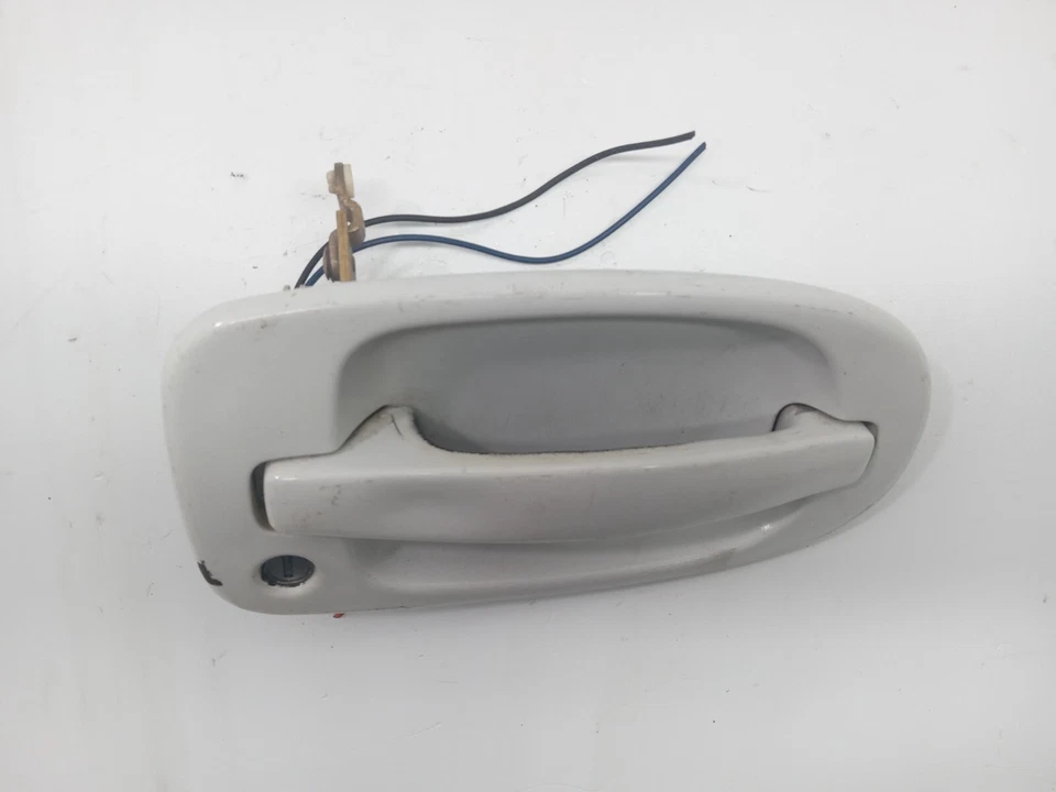 Manija de puerta exterior delantera derecha Pontiac Montana 1999-2004 OEM Foto 2 de 4