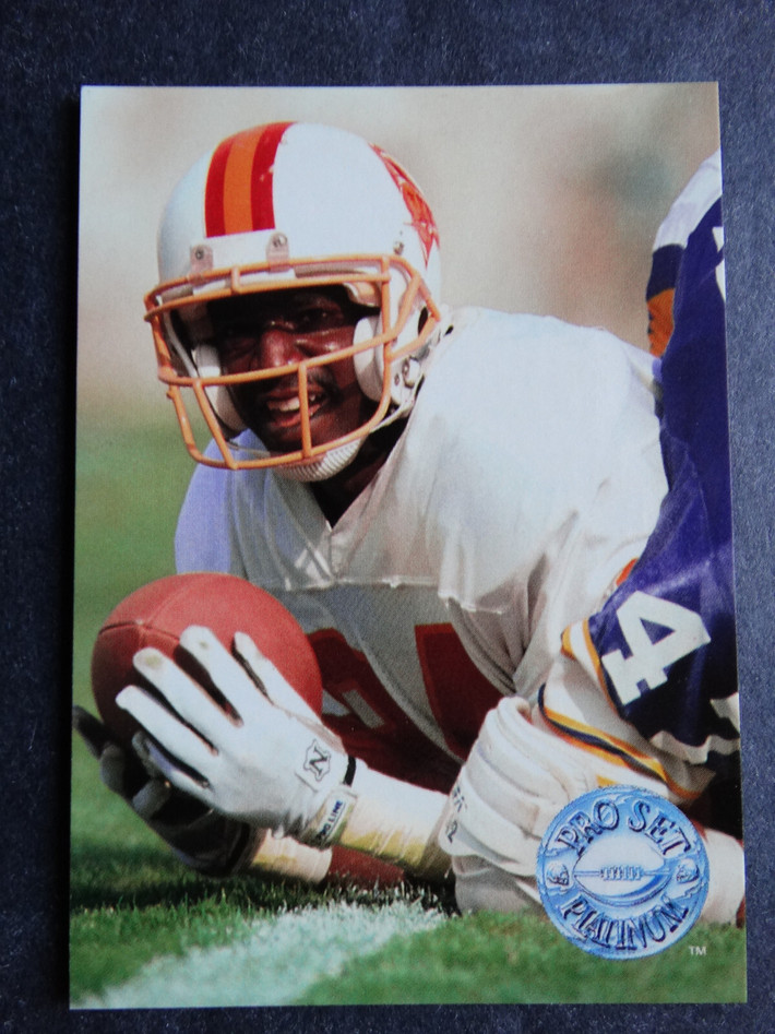 1991 Pro Set Platinum #119 Bruce Hill Tampa Bay Buccaneers Football Card