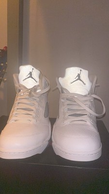 Jordan 5 Retro White Thunder sneakers