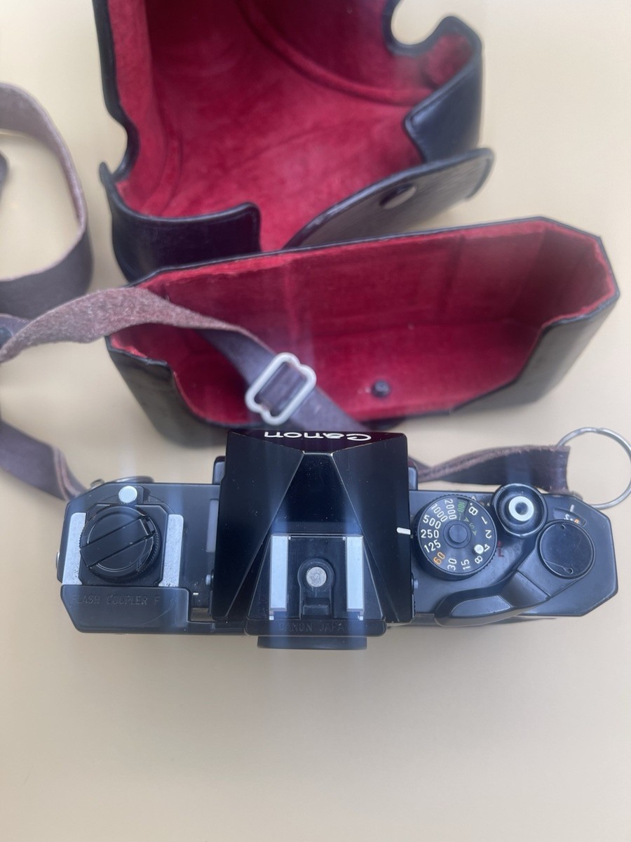 フィルムカメラ Canon F-1 LAKE PLACID 1980 フィルムカメラ Canon F-1 LAKE PLACID 1980 Canon F-1 Lake Placid